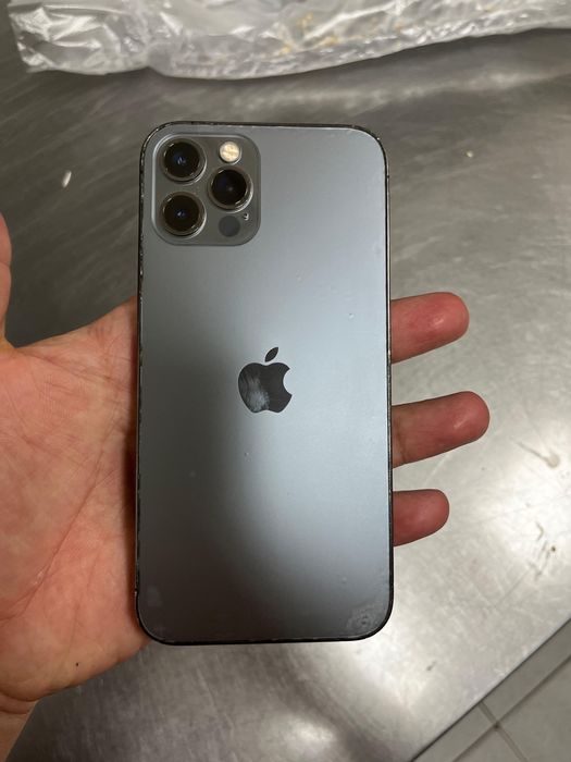 Айфон 12 про норм состаяние 140к обмен есть