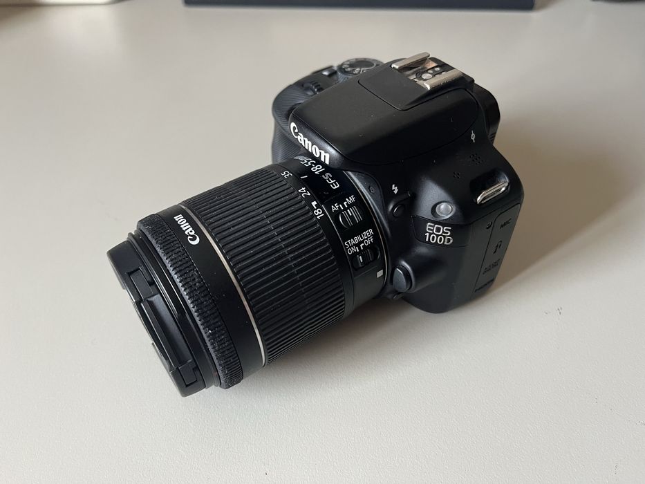 Canon 100d + obiectiv 18-55mm