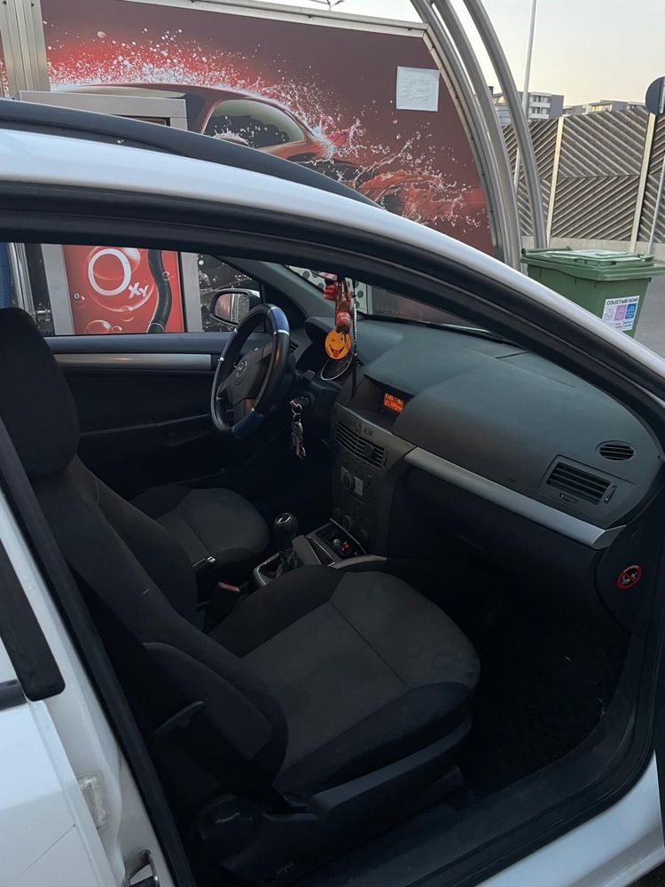 Opel Astra h 1.7