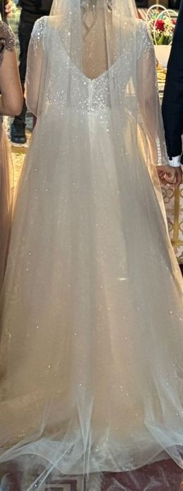 Rochie de mireasa superba