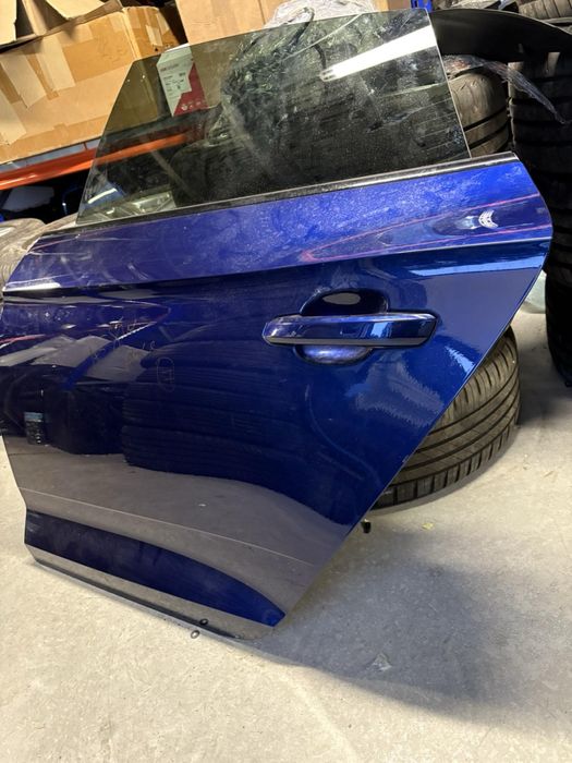 Audi A5 8w B9 врати