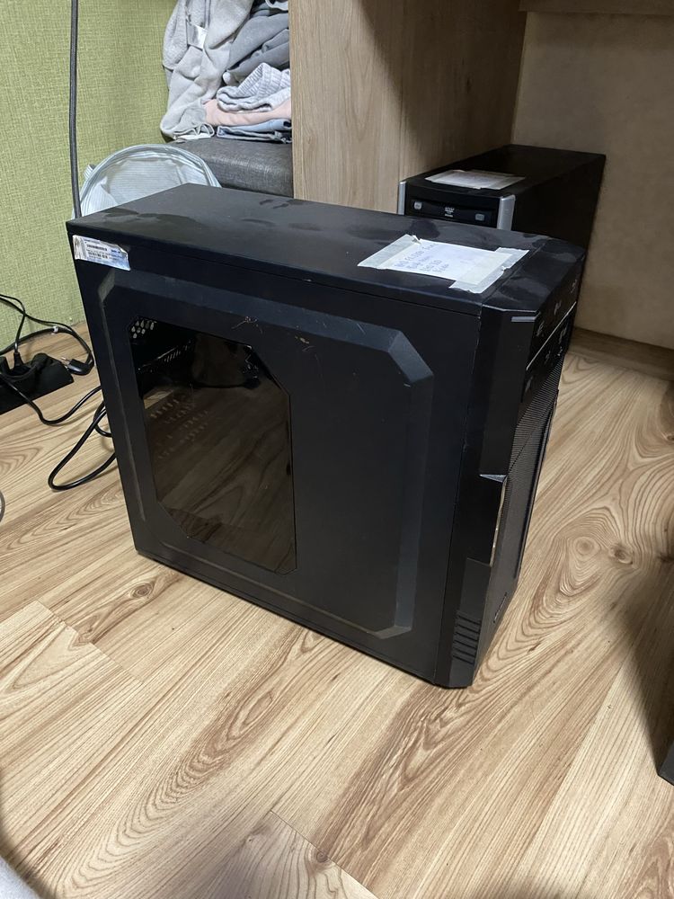 Настолен Компютър AMD FX/16ram/SSD