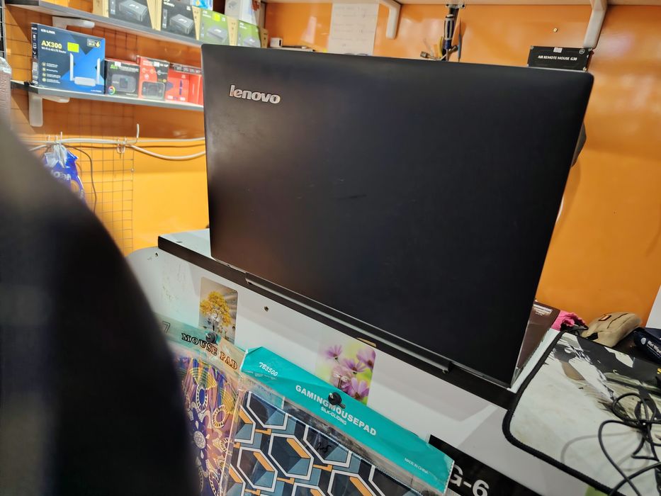 Noutbuk sotiladi core i3