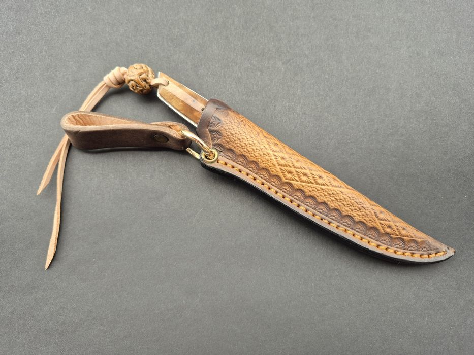 Компактен ловен нож,фултанг дамаска стомана с кожена кания, LN426
