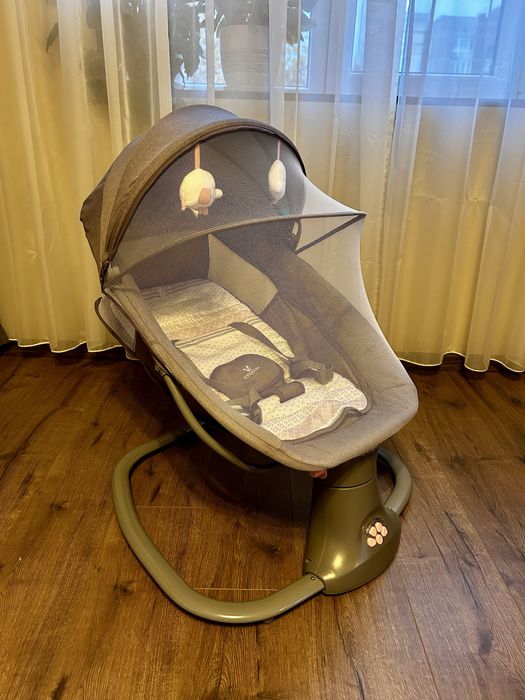 Електрическа бебешка люлка Cangaroo Axel-розова