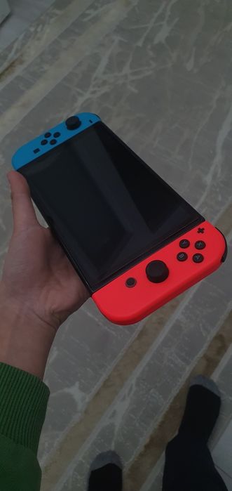 Nintendo switch oled 64 gb
