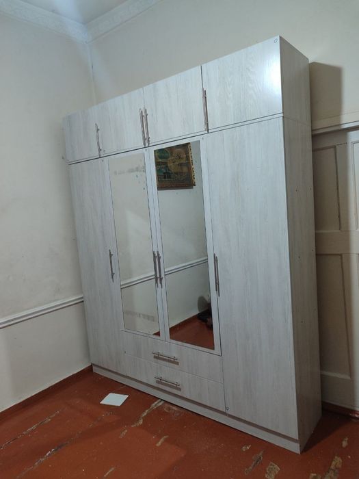 Shkaf sotiladi birinchuli quldan olasiz optom narxlarda