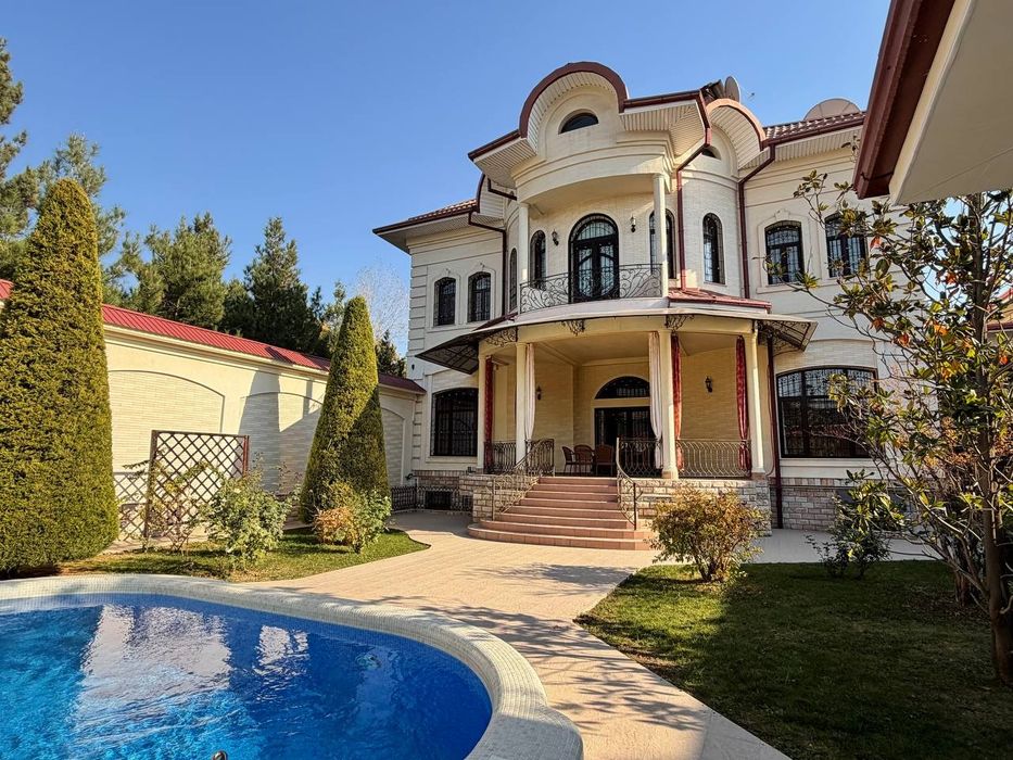 Продается Евро Дом на Центре Луначарского