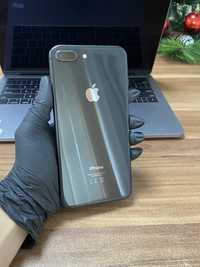 iPhone 8 + / 64 GB / Space Gray / Second