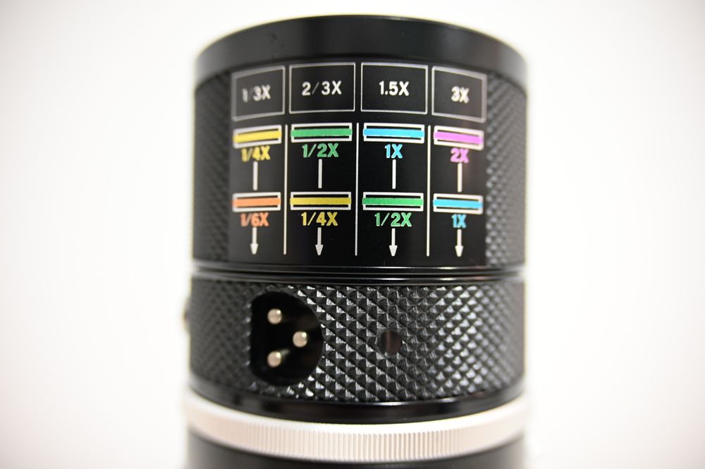 Nikon 200 F5.6 Macro + 6 adaptoare macro + 4 Filtre 52mm