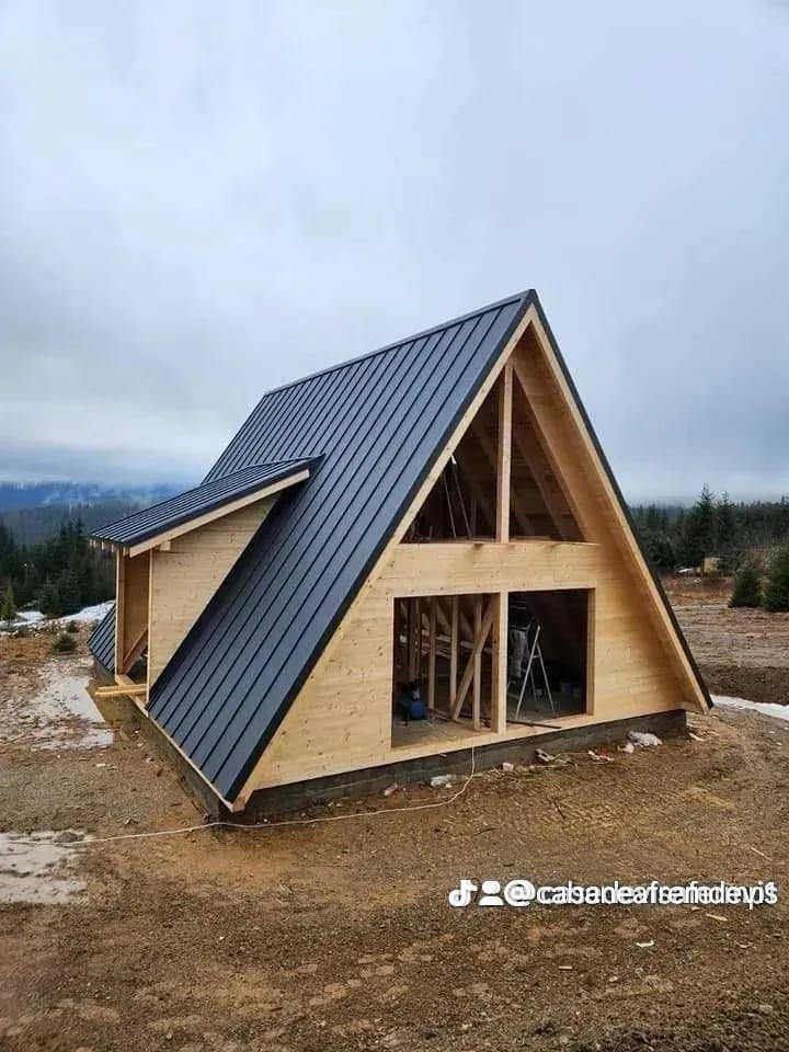 Cabane stil A Frame si case din structura de lemn, dimensiuni in funct