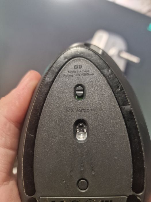 Mouse Logitech MX Vertical – ergonomic