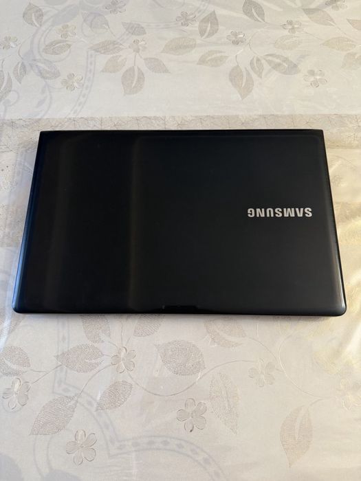 Нукусте таза samsung ноутбук срочно сатылады