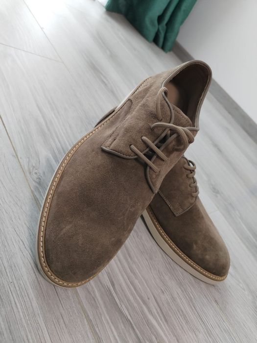 Pantofi casual noi
