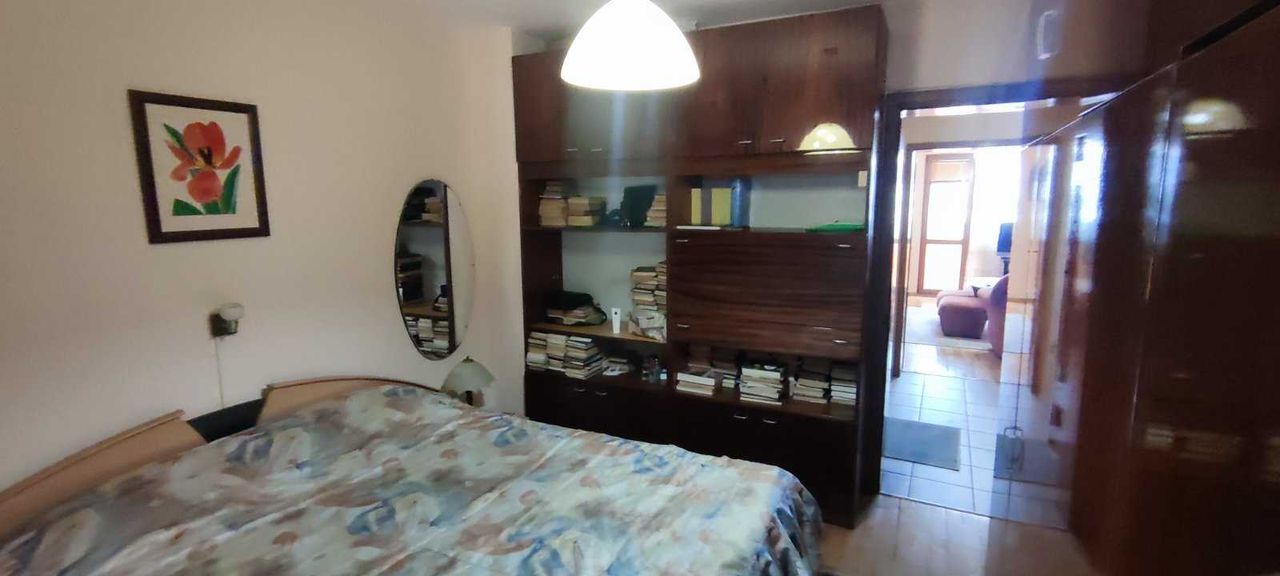 Продава се Двустаен апартамент в Варна, Лятно кино Тракия - 70 кв.м за 1929 €/кв.м - Снимка #8