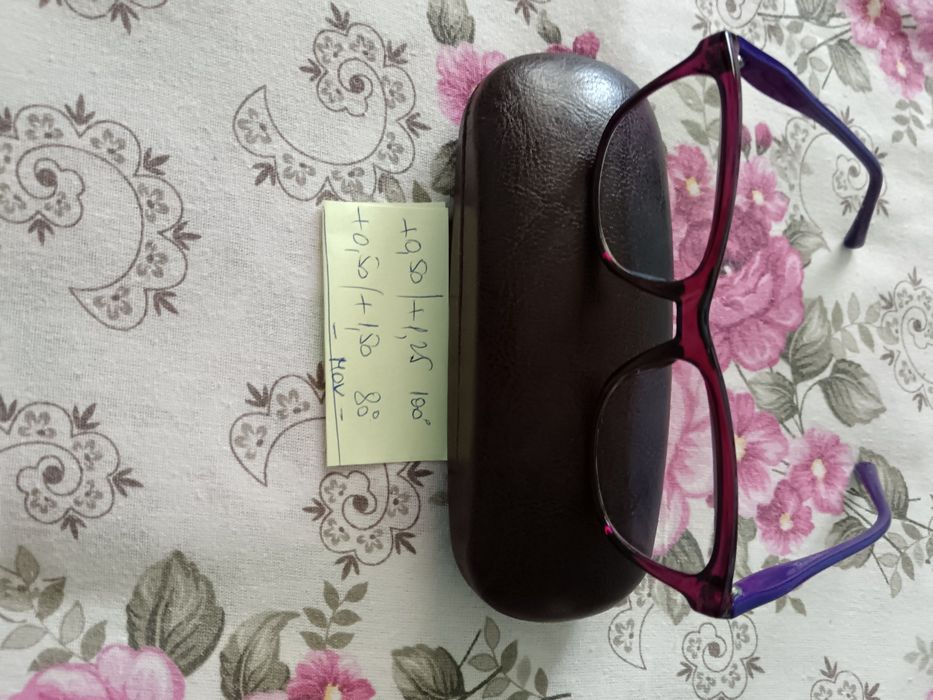 Vând Ochelari de Vedere cu Dioptrii Heliomate și Antireflex