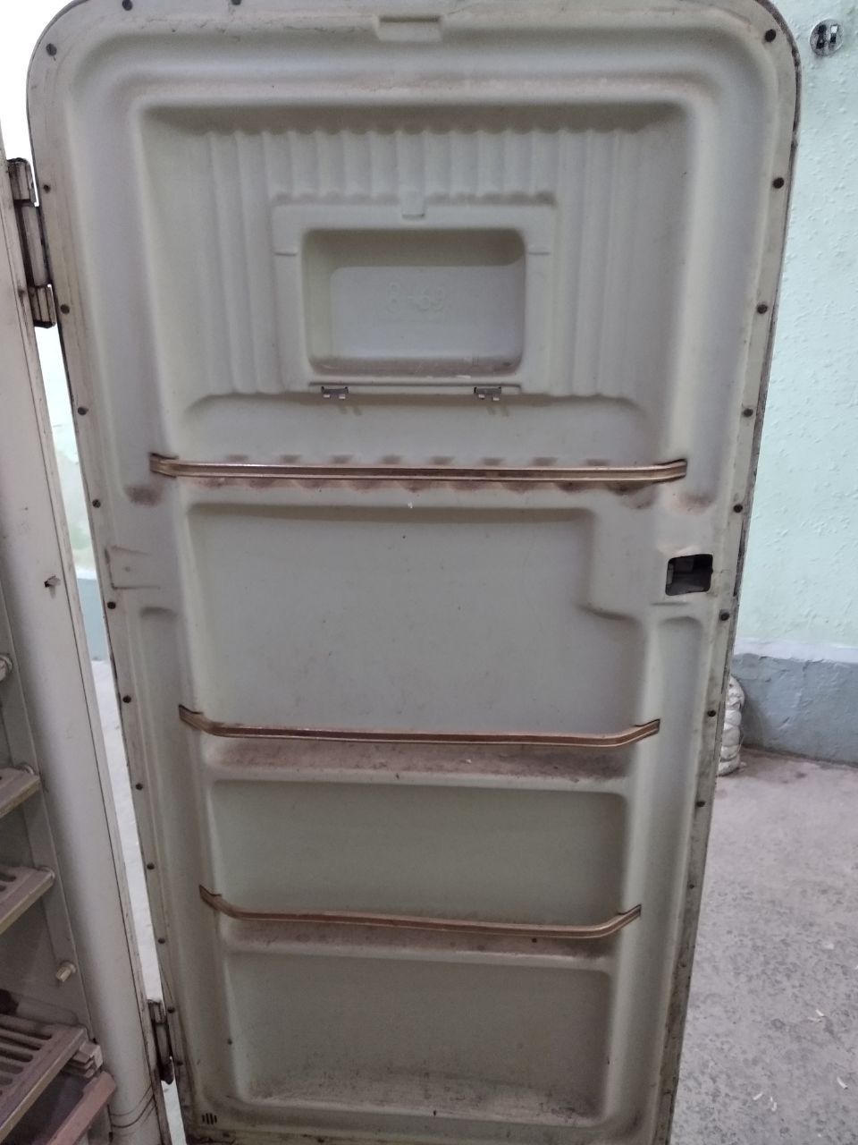 Советский холодильник "Москва"