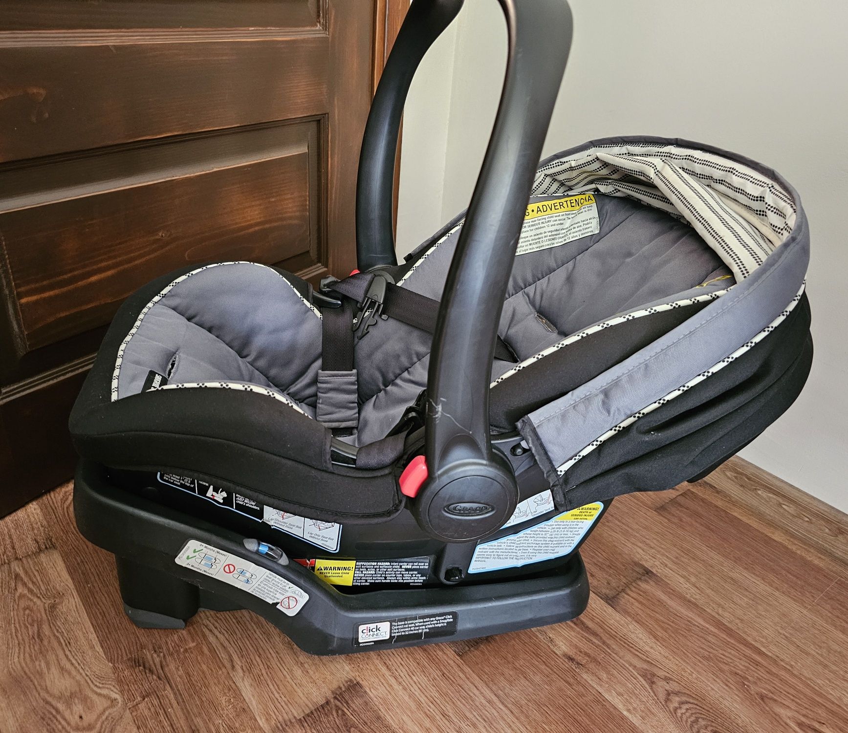 Столче кошница за кола за бебе Graco Snugride Snuglock 35