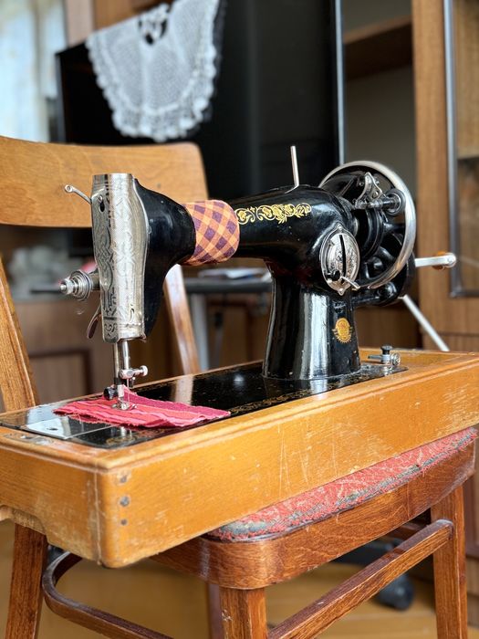 Швейная машина в рабочем состоянии