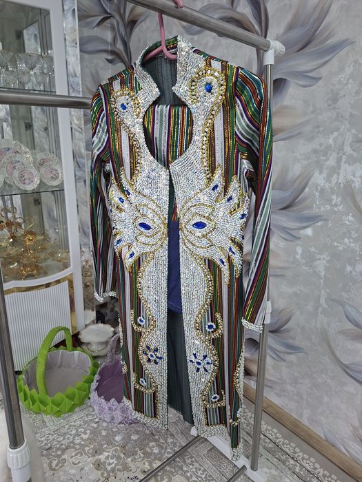 Узбекская национальная одежда либос