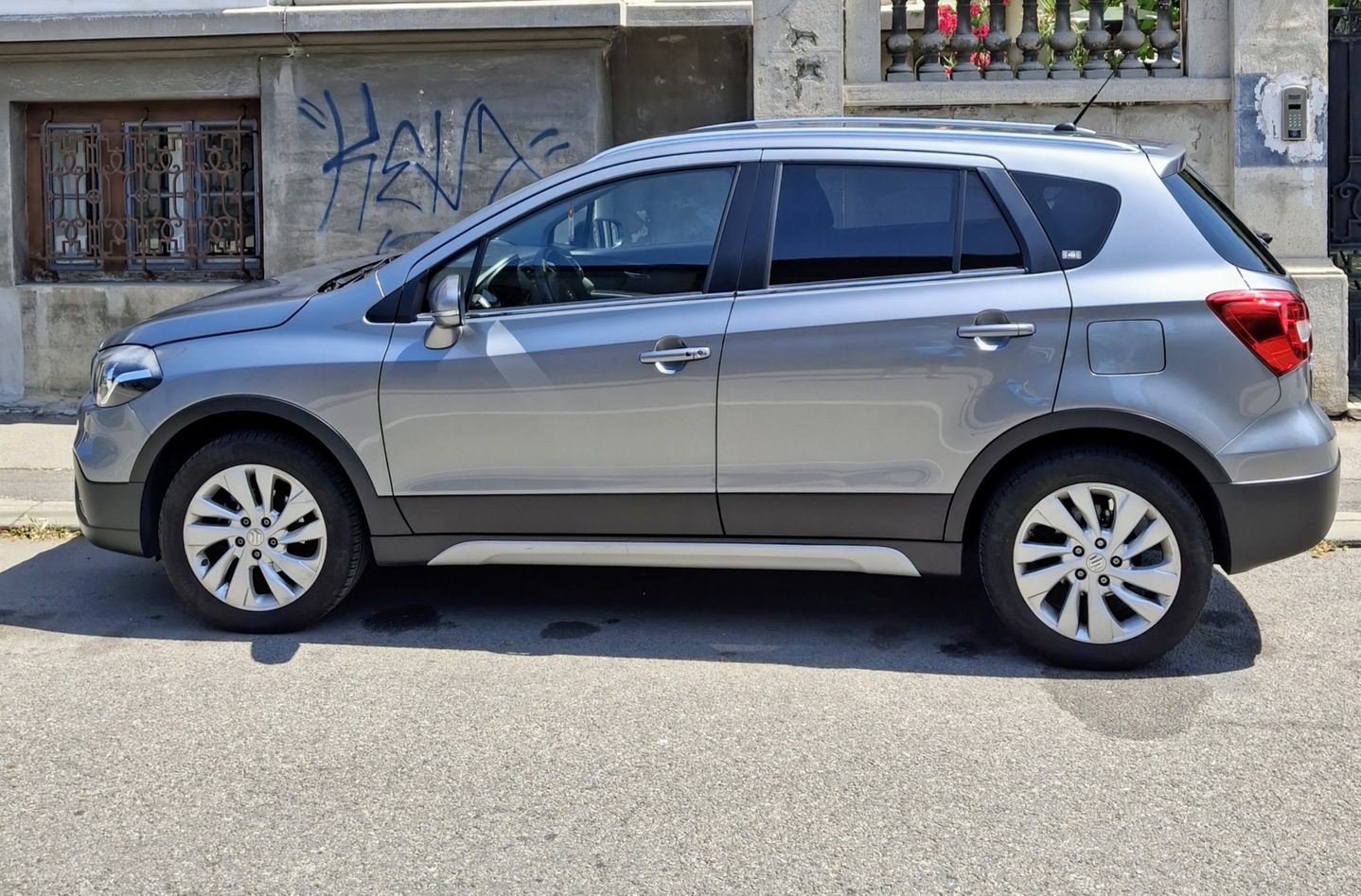 SUZUKI SX4 myldhibrid în garanție