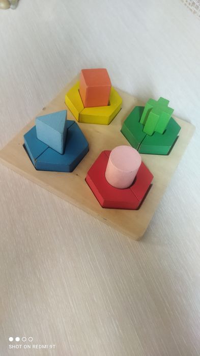 Игрушки развивающие