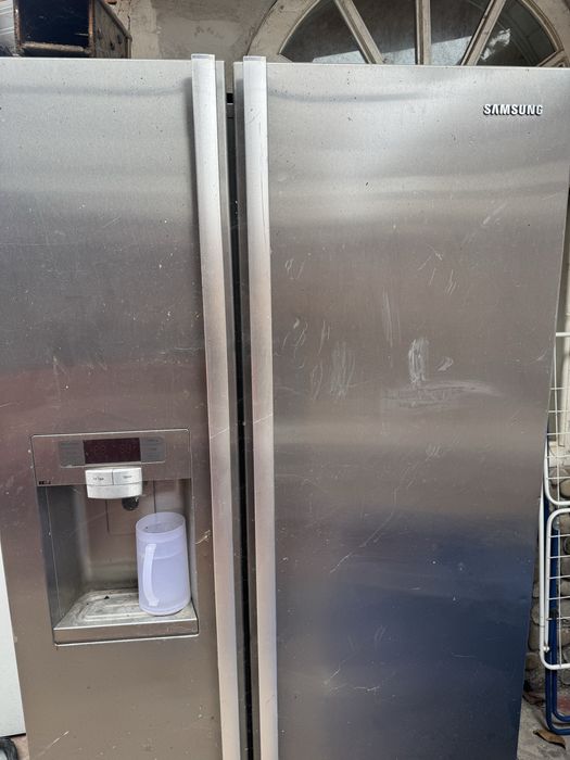 Frigider  American Samsung