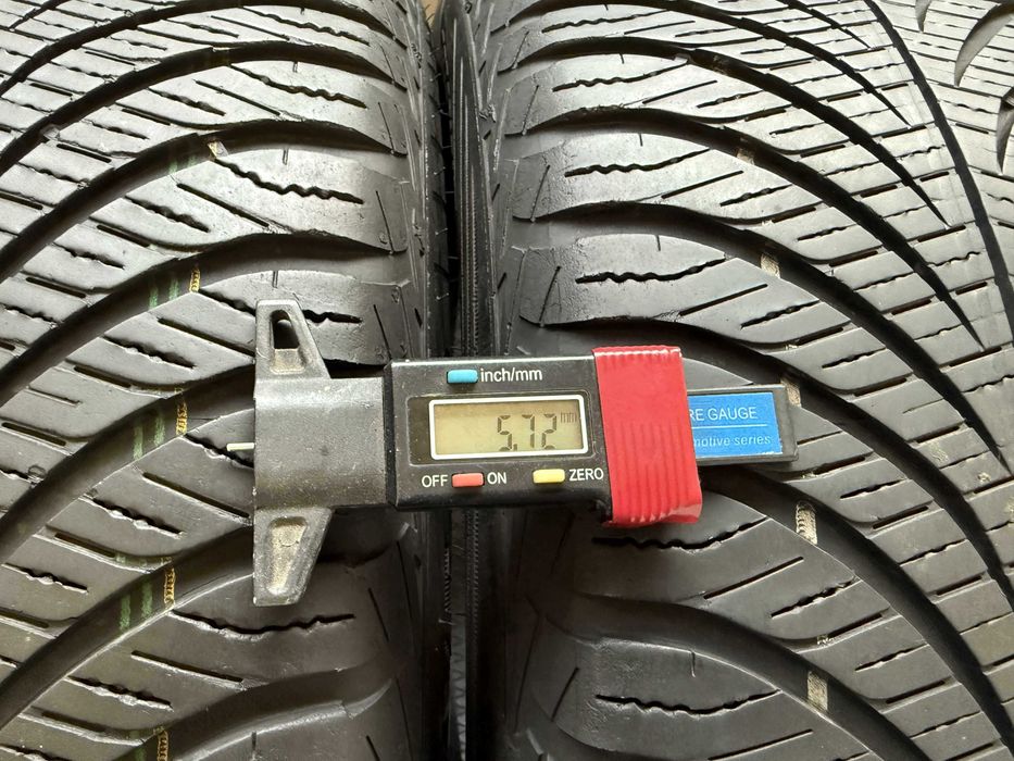 2x Anvelope All Season 215/55 R17 - GoodYear Vector 4 Season Gen.2 AO