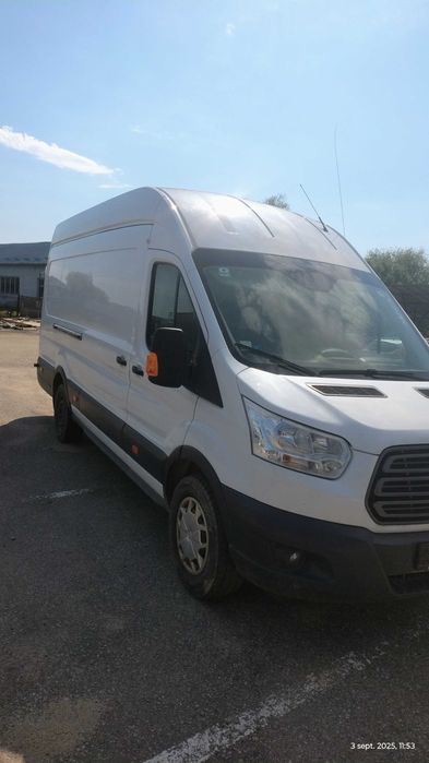 Vând Ford Transit
