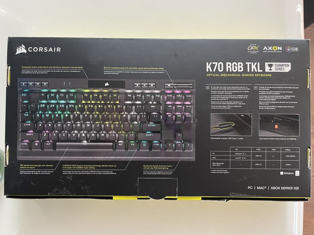 Геймърска клавиатура Corsair K70 RGB TKL