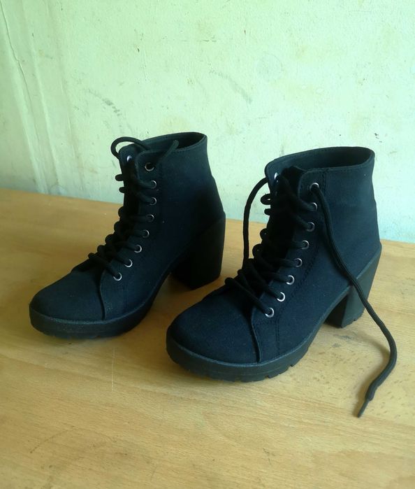Botine marime 36