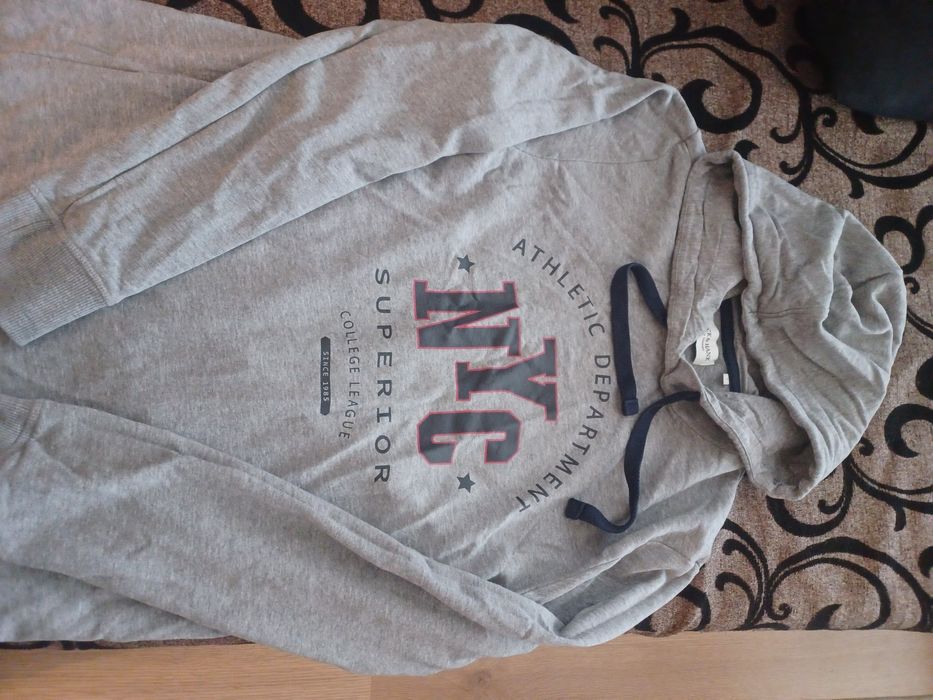 Блуза  с качулка