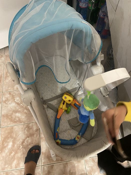 Шезлонг люлка Kinderkraft 5 в 1 синя