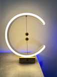 Lampa cu intrerupator magnetic