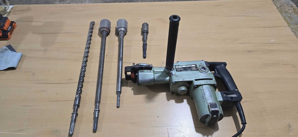 Перфоратор Hitachi