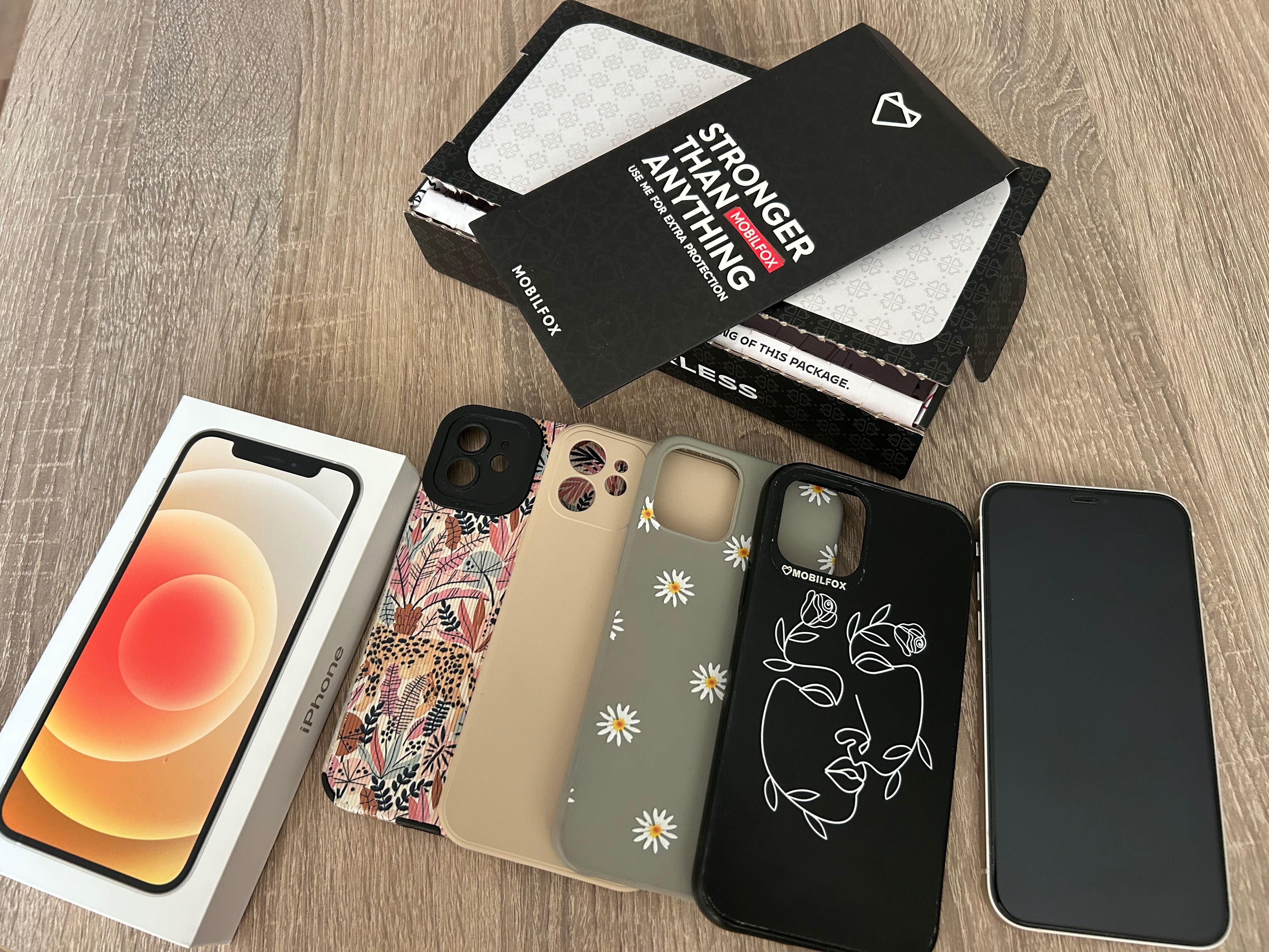 Iphone 12 128gb бял