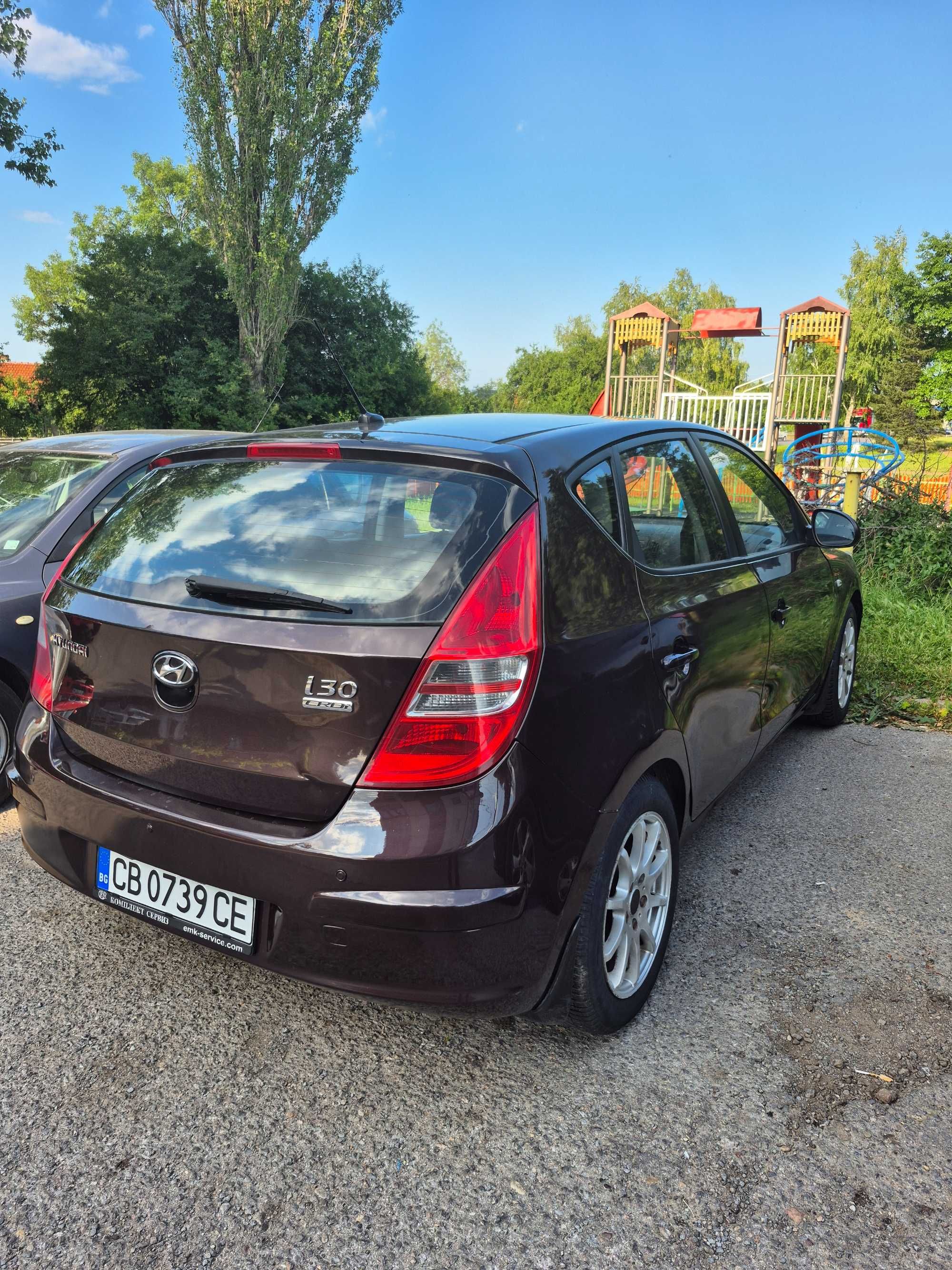 HYUNDAI i30 автоматик под наем, 20 лв. на ден.