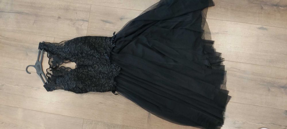 Дамска официална рокля