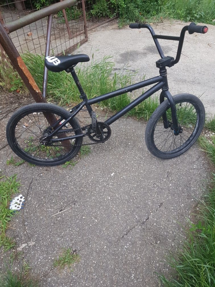 Vand bicicleta bmx