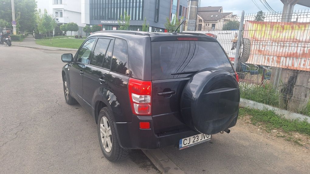 Suzuki Grand Vitara automata
