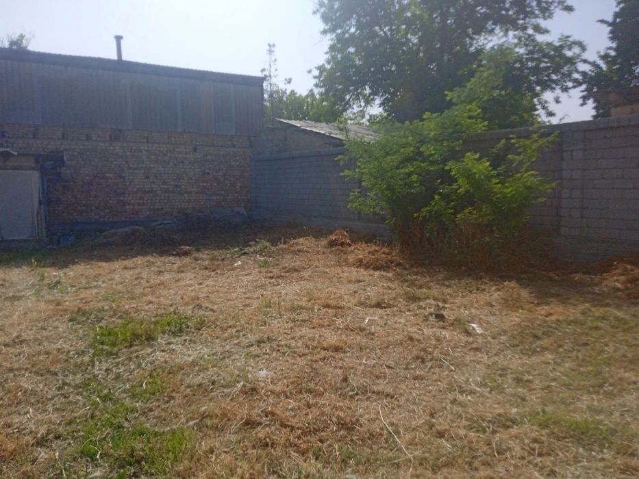 Ер сотилади ,дала ховли ва уй учун