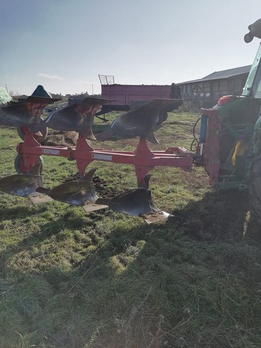 Vand sau schimb plug 3 trupite