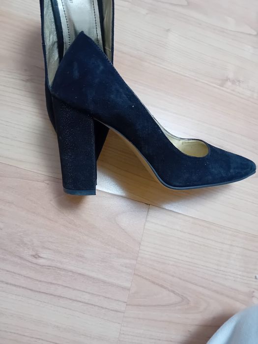 pantofi cu toc de dama