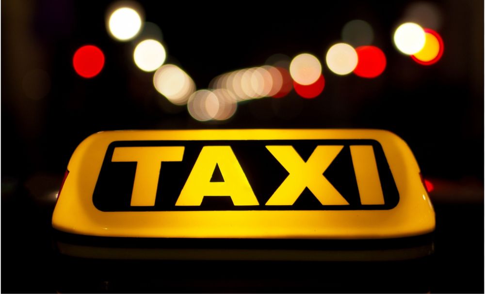 Cedez autorizatie taxi Oradea