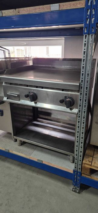 Grill profesional,neted,gaz,linia 700,utilaje bucatarie,cantina,BERTOS