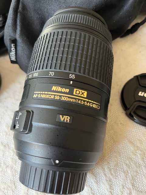 обектив Nikon 55-300