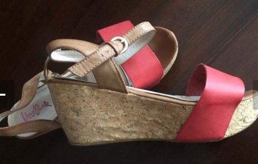 продавам сандали