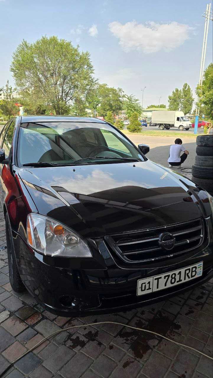 Nissan Altima 2006 yil