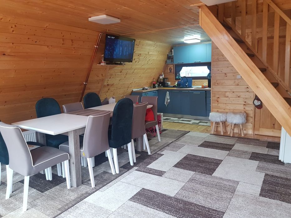 Cabana A Frame cu Ciubar la munte