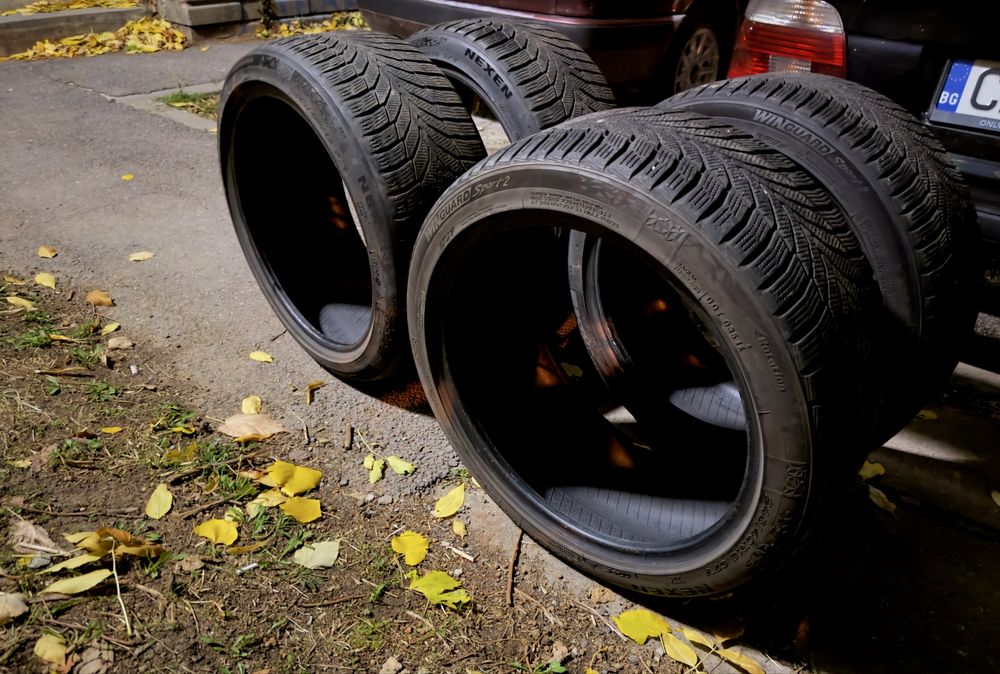 Зимни гуми 245/40/18